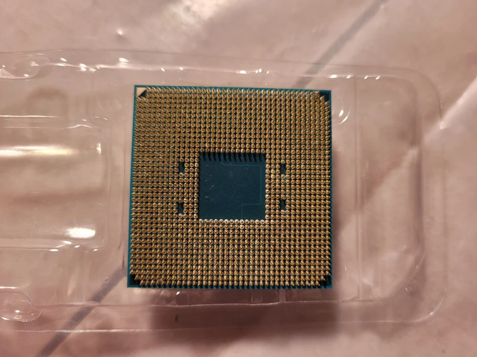 AMD 锐龙 5 Pro 2400G 3.6Ghz 4C/8T 4MB 65W 插座 AM4 台式 CPU 处理器 — 第 2/4 张图片