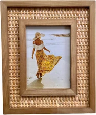 Rattan and Wood Picture Frame for 5X7 Inch Photos | Coastal or Boho Picture Fram