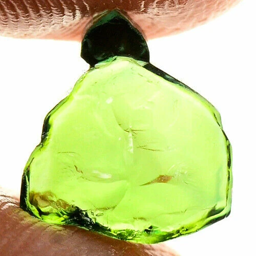 КРИСТАЛЛ ТУРМАЛИНА 2,80 КАРАТА С ДВОЙНЫМ НЕОБРАБОТАННЫМ ОГРАНЕННЫМ ОБРАЗЦОМ ДРАГОЦЕННОГО КАМНЯ (ТАНЗАНИЯ) - Изображение 3 из 4