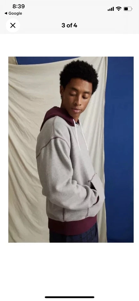 Urban Outfitters Sudadera con Capucha Clásica de Tela Estándar Pequeña - Nueva con Etiquetas Foto 2 de 4