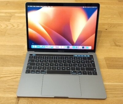 Apple MacBook Pro 13