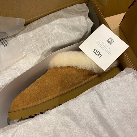 UGG Slippers Women's Cluggette Fur Lined In Chestnut NEW In
