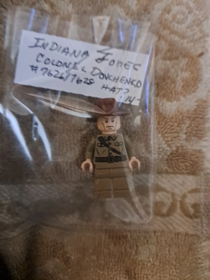 LEGO Colonel Dovchenko minifigure 7626 7628 Indiana Jones mini figure  - Image 2 of 3