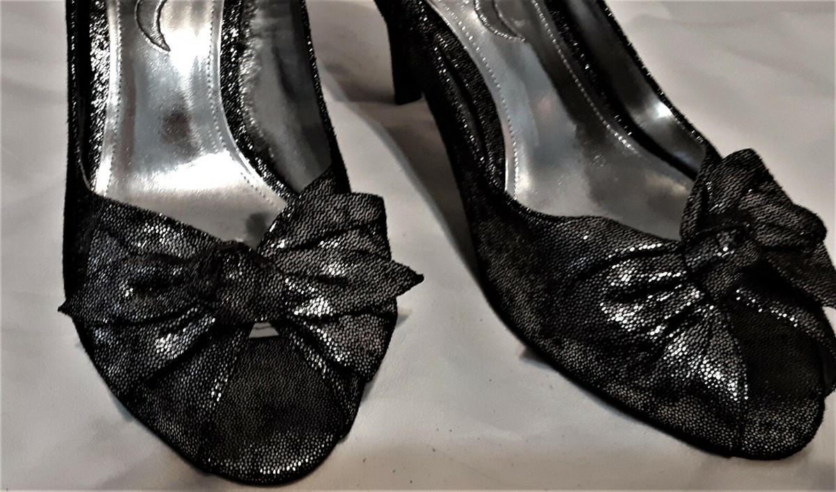 Nina Women Black Dressy Pumps Peep Toe Size 8.5 M Silver  display picture 1