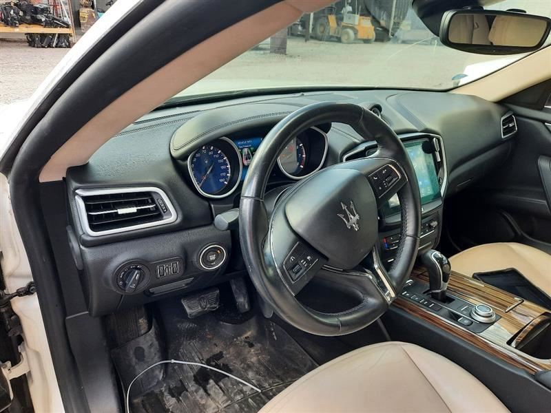 17 2017 MASERATI GHIBLI OEM FRONT DOOR WHITE DRIVER LEFT 