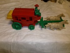 VINTAGE 1950'S HARDY STAGE COACH HORSES AND RIDERS VERY GOOD USED CONDITION