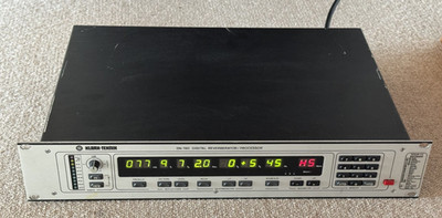 KLARK-TEKNIK DN 780 DIGITAL REVERBERATOR PROCESSOR