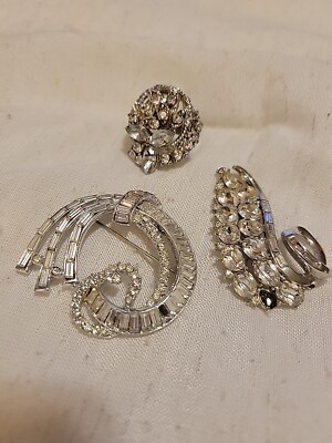Brooch-pins.  Missing Stones, Use For Parts.  Great Quality. 
