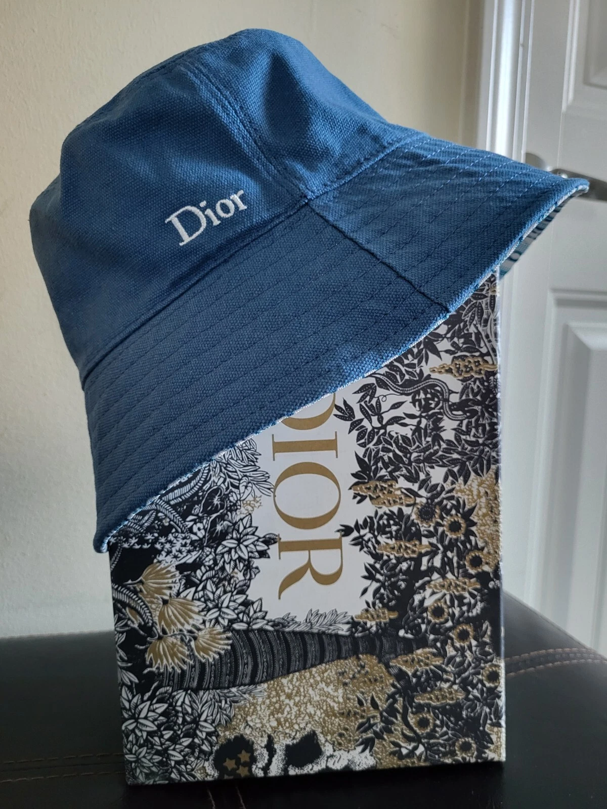 Chapeau seau Dior 
