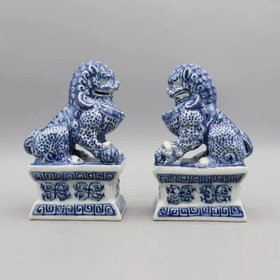 Antique ミニョネット　With dog　A BLUE Antique ミニョネット With dog A BLUE Vintage Blue Dog Figurines - Etsy