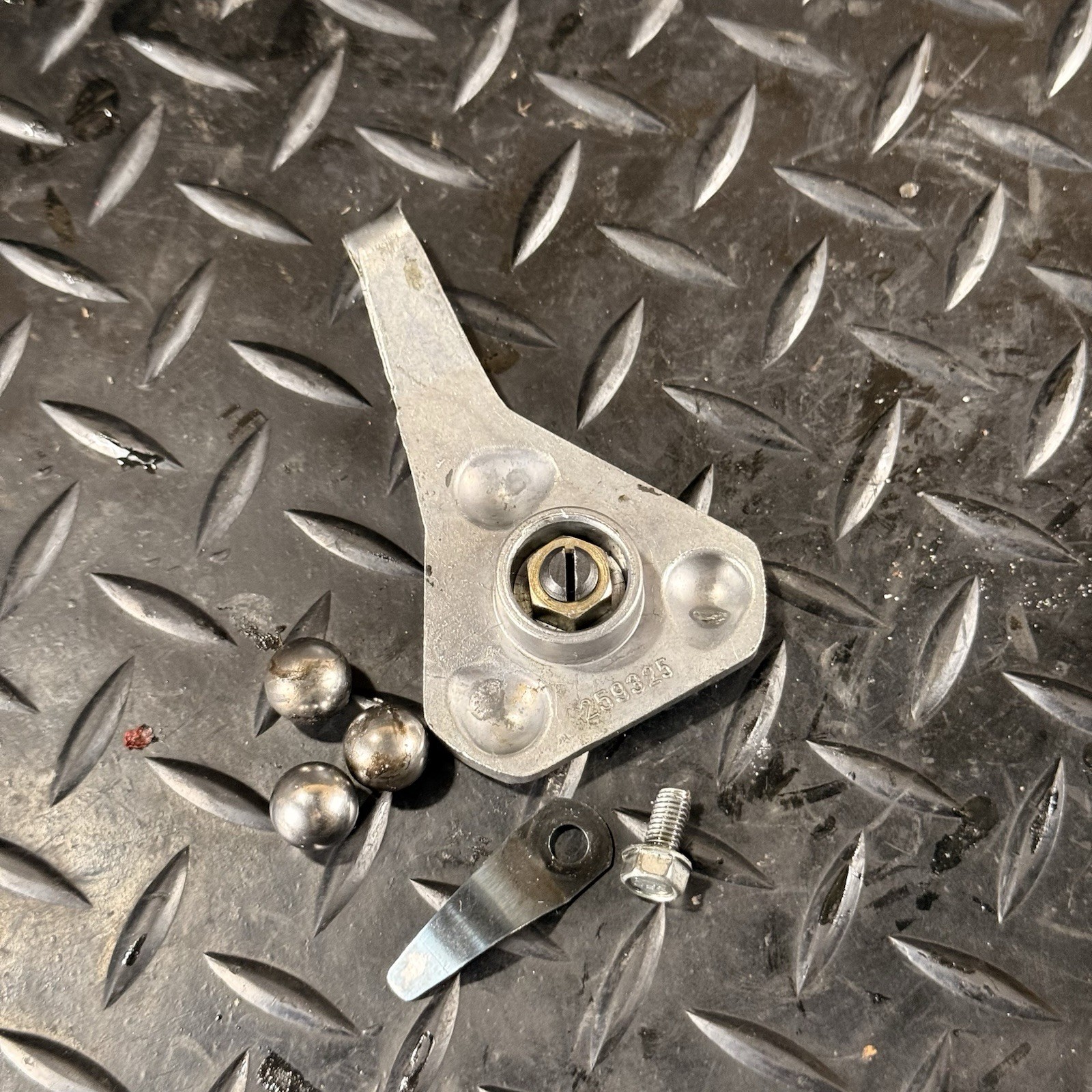 ♻️ APRILIA RS 125 ROTAX 122 - CLUTCH ARM