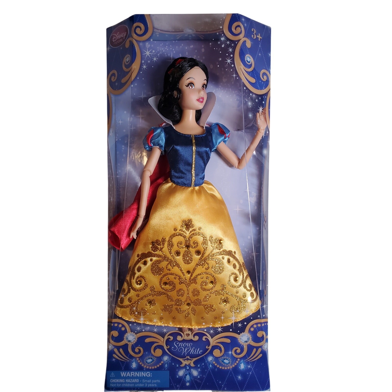 2015 Disney Store - Snow White Classic Doll &ndash; 11 1/2''