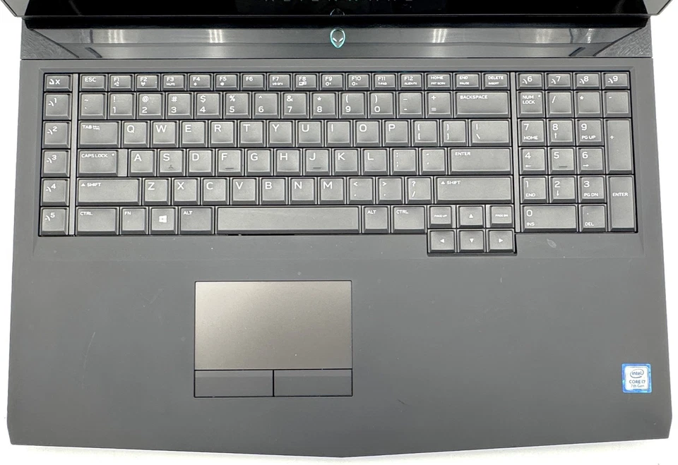 Alienware 17 R4 - i7 - 16GB RAM - GTX 1060 - SSD 1TB+512GB SSD - (SSD ACTUALIZADO) Foto 2 de 4