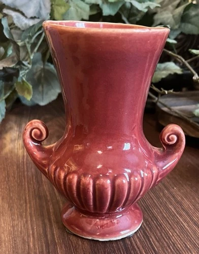 VINTAGE MCCOY BURGUNDY DOUBLE ARM VASE 6” TALL