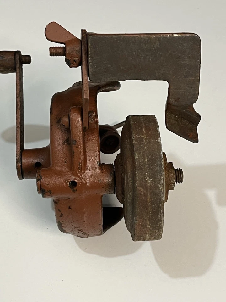 Ancienne Meule a aiguiser d'établi meule à affûter manuel - Photo 2/4