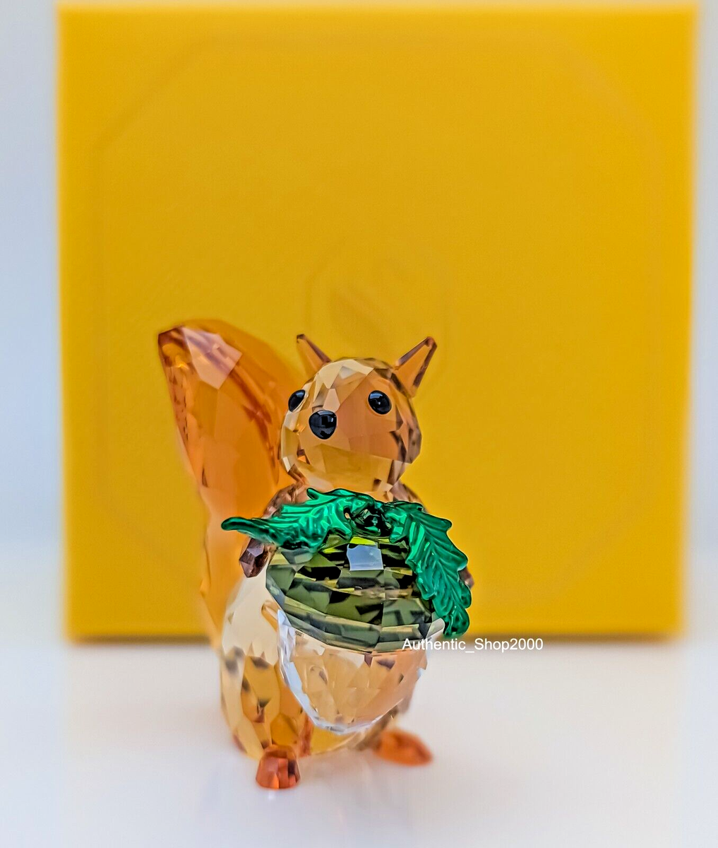 NIB 100% SWAROVSKI Crystal Idyllia Squirrel and Acorn Deco