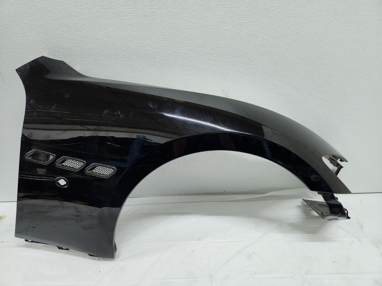 ⭐ 08-17 Maserati Gran Turismo Front Right Passenger Side Fender Cover Black Oem