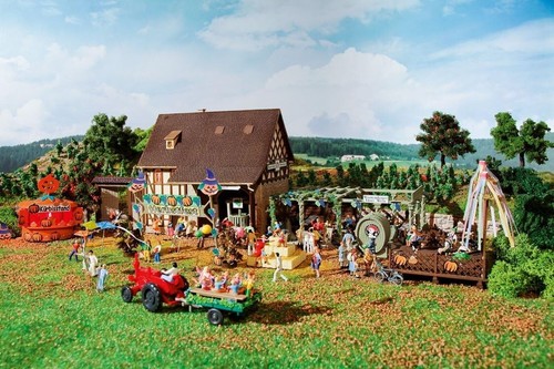 Vollmer 43009 3009 H0 1/87 Kit "Diorama Festival D'Autunno" | Zustand: Nuovo