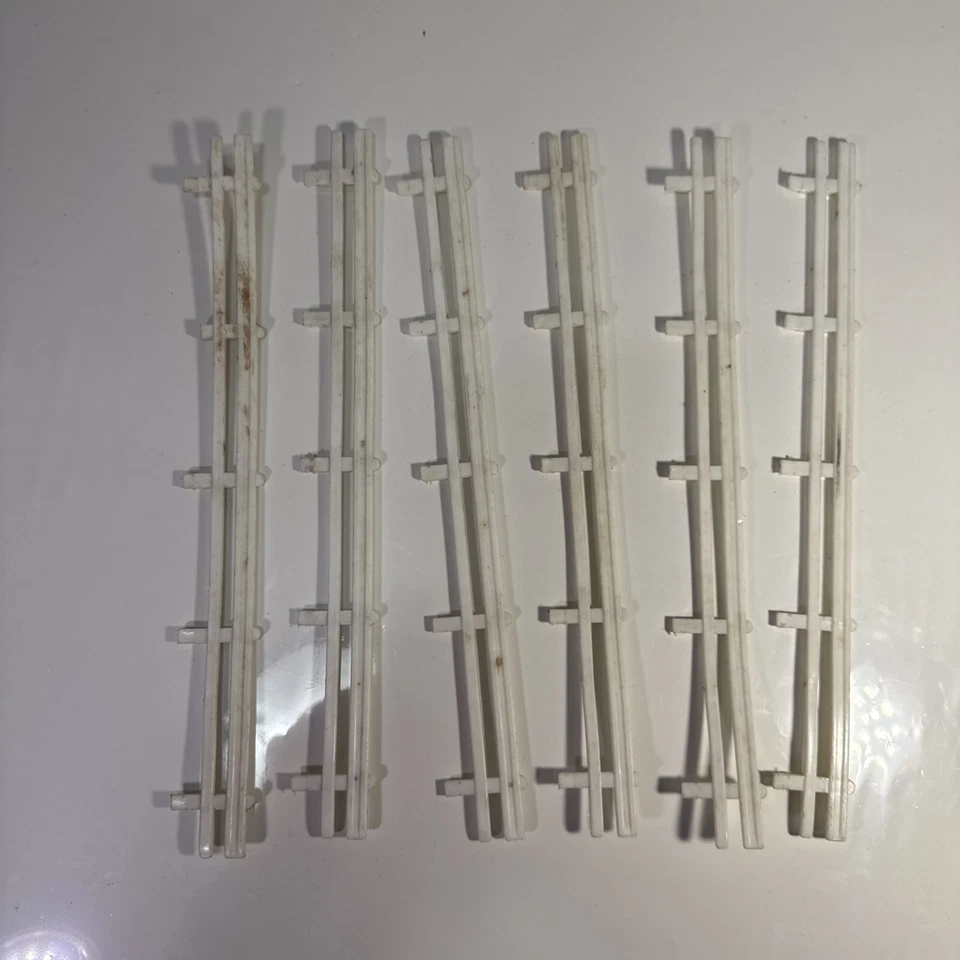 VINTAGE 1960s ELDON 1:24 SCALE SLOT CAR TRACK 45 DEGREE CURVE GUARD RAILS X6 - Image 2 of 4