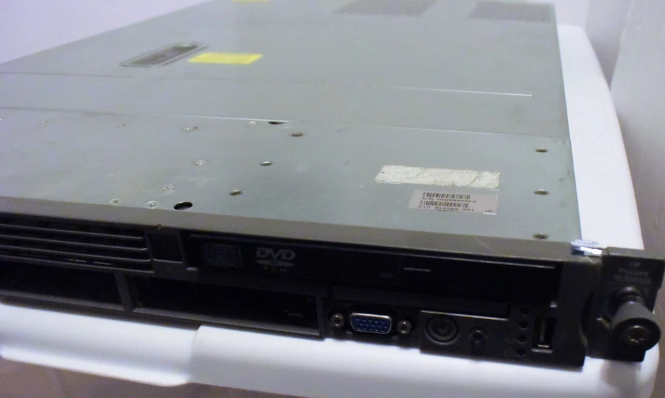 HP Proliant DL360 G5 HSTNS-2115 Rack Server - UNTESTED AS IS - Image 4 of 4