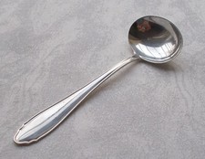 *RARO* Cuchara de crema pequeña Jezler Mod. La Reine Chipendale estilo en plata 800