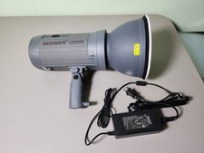 Neewer Vision 4 Studio Strobe Light w/ Battery  Charger - Tested