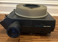 Kodak Carousel 4600 Vintage Projector with Remote and 80 Slide Tray Works