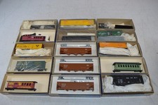 15 Roundhouse HO Scale Kits Freight Box Car Hopper Caboose Coach Passenger Lot