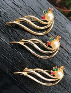 Authentic Three Matching Gold Plated Rhinestone Mid Century Pins Faux Pearl