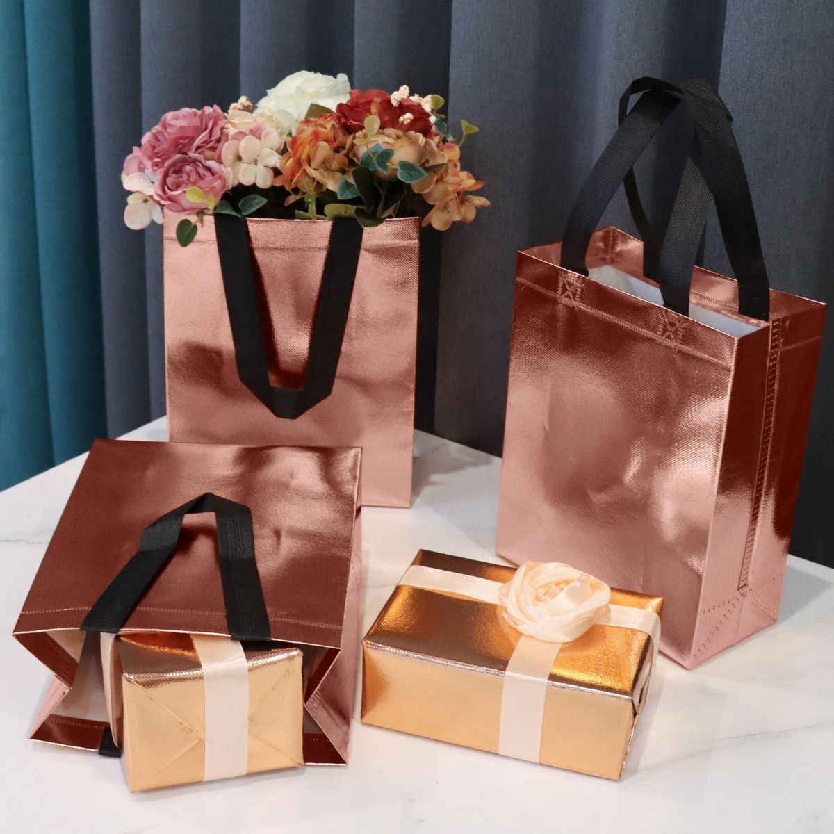 Gift bag Wholesale Gift Bags | Bulk Gift Wrap | Buy Online | FLOMO  main image 4