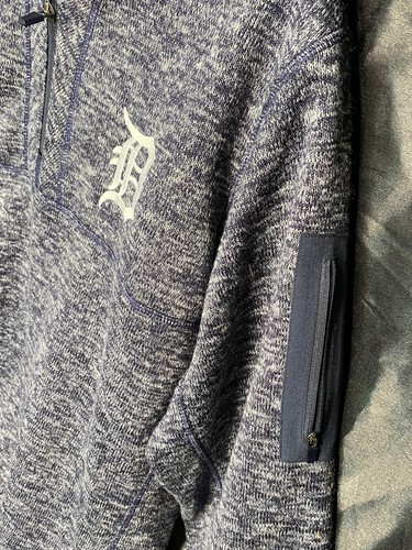 Antigua Women's 1/4 Zip Pullover - Picture 2 of 4