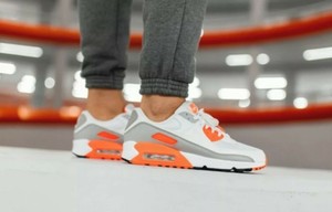 NIKE AIR MAX 90 SIZE UK 8 EUR 42.5 HYPER ORANGE | eBay