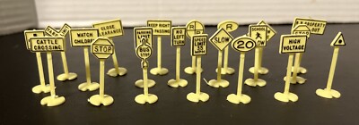 Vintage Lot Of 21 HO Scale Train Lot Plastic Railroad Yard Signs