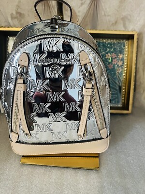 Michael Kors XS Brooklyn Messenger Backpack Bag Patent  display picture 2