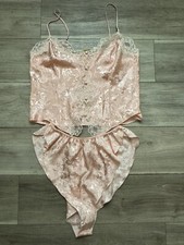 VTG Victoria Secret Shiny PINK Satin Lace MED Hi Leg Tap Panties Cami Gold Lb