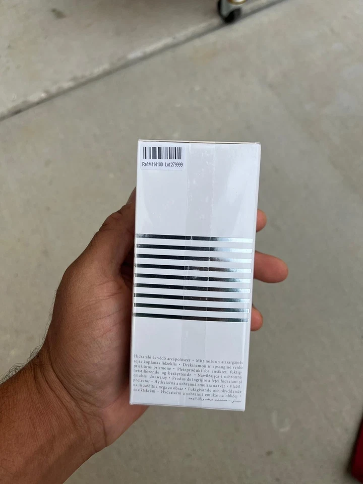 Sisley Ecological Compound Erweiterte Formel Tag und Nacht 4,2 oz/125 ml - Bild 2 von 4