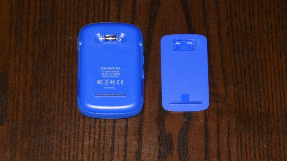 SanDisk 16GB Clip Sport Plus MP3 Player Blue SDMX28 - *READ DESCRIPTION / CLIP* - Image 4 of 4