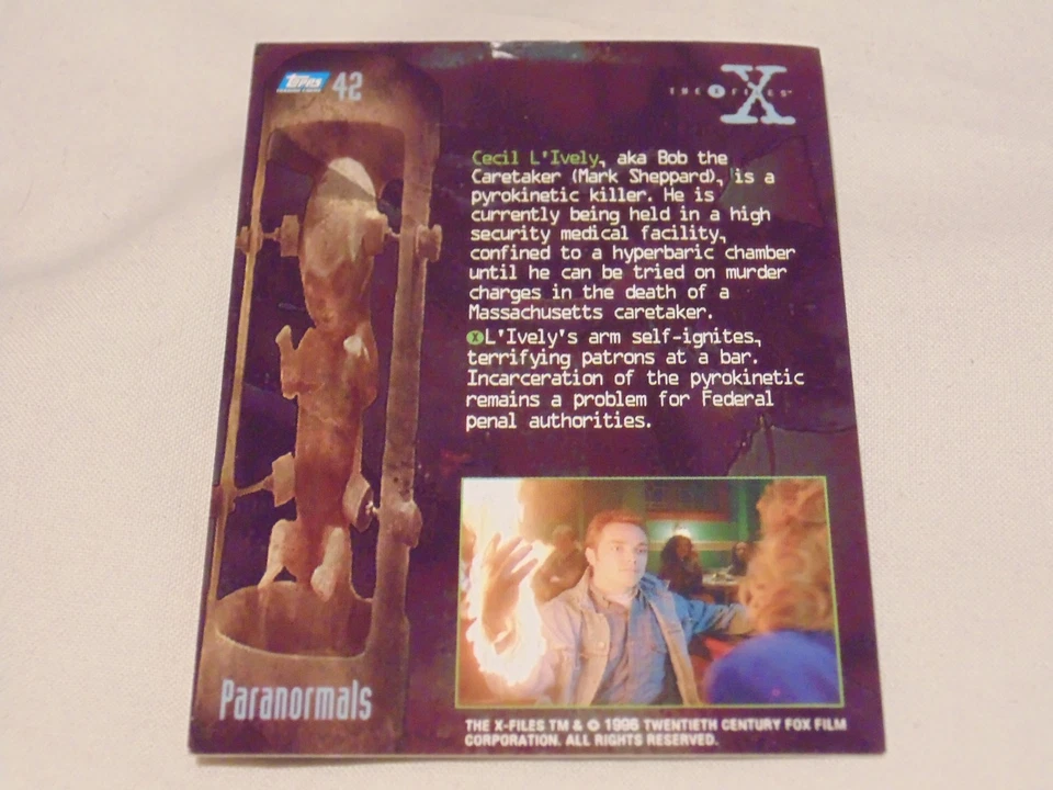 The X-Files Trading Card #42 Cecil L’Ively – Premium Season 1 By Topps 1995 Used - Image 2 of 4