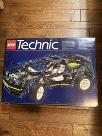LEGO TECHNIC: Super Car (8880)