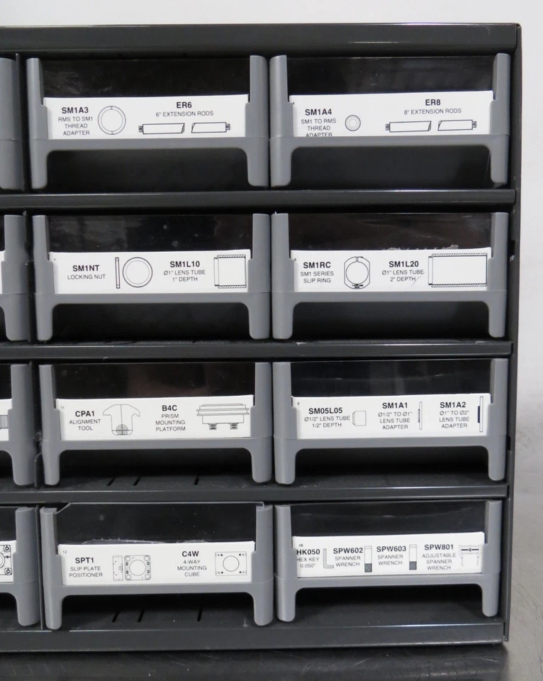 T200739 Kit de accesorios Thorlabs con gabinete de 16 cajones - Accesorios para tubo de lente y jaula Foto 4 de 4