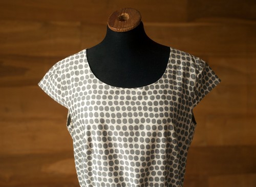 Grey and white designer vintage midi polka dot dress marimekko, size m - Picture 2 of 7