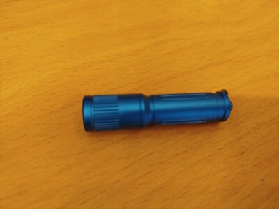 Taschenlampe Olight i3e eos dunkelblau L62502024