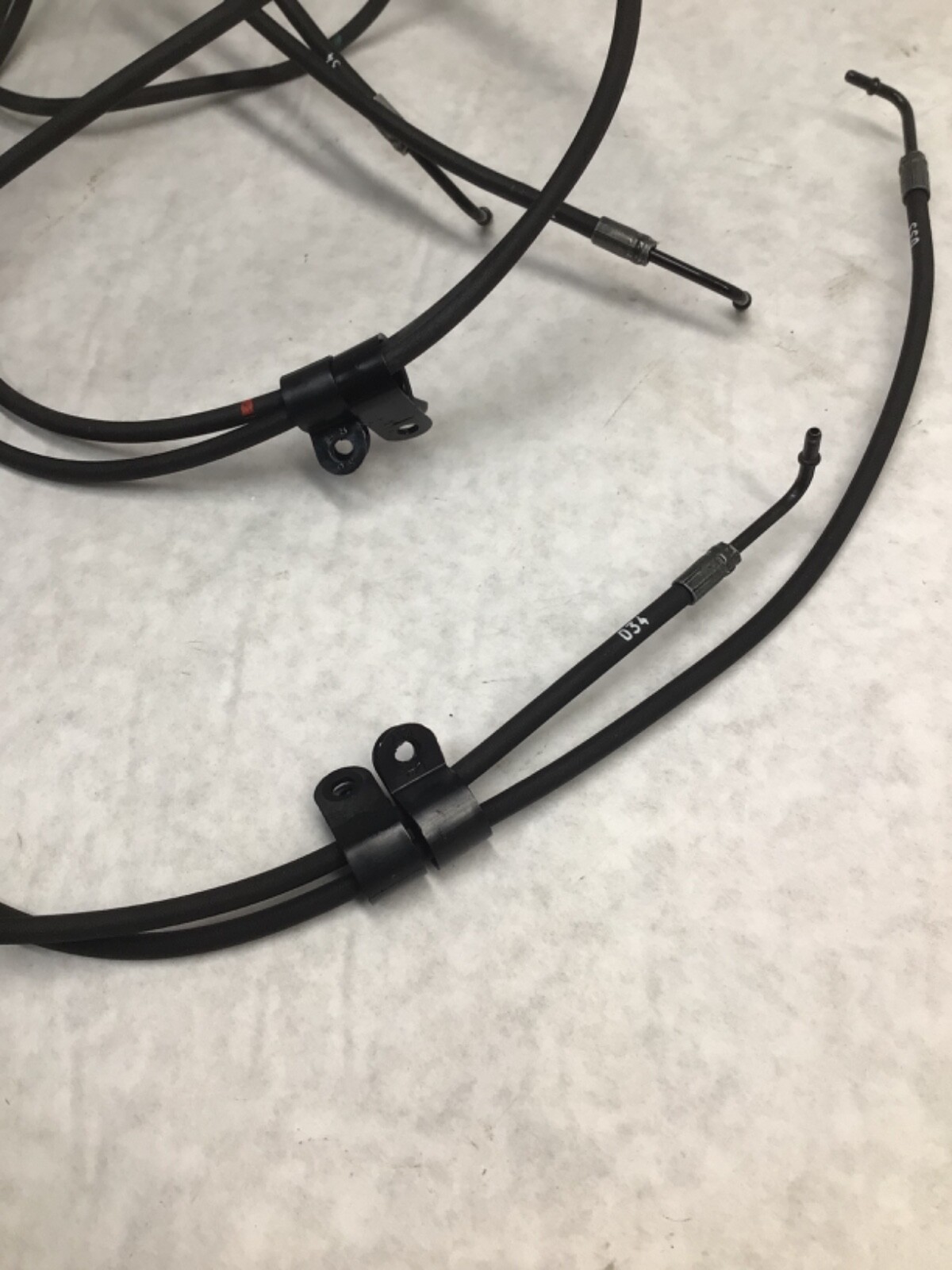 MASERATI GRAN turismo convertible RIGHT SMALL HYDRAULIC LIFT CYLINDER HOSES ONLY