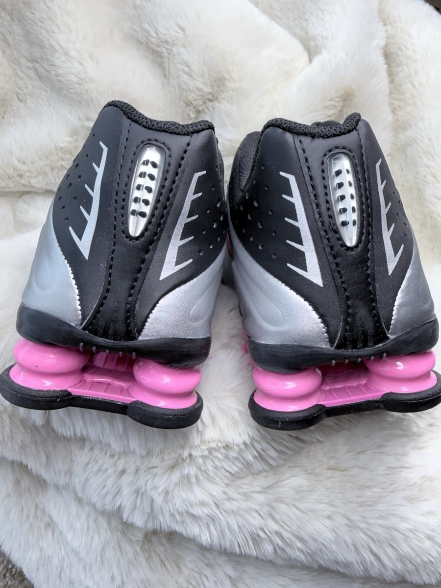 Size 6 - Nike Shox R4 Black Metallic Silver Pinksicle W for sale