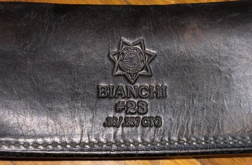 Fondina cintura anteriore obsoleta vintage 43” Bianchi modello 27 rottura pelle nera - Foto 9 di 21