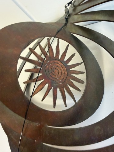 Metal Wind Spinner with Sun Center Outdoor Garden Decor
