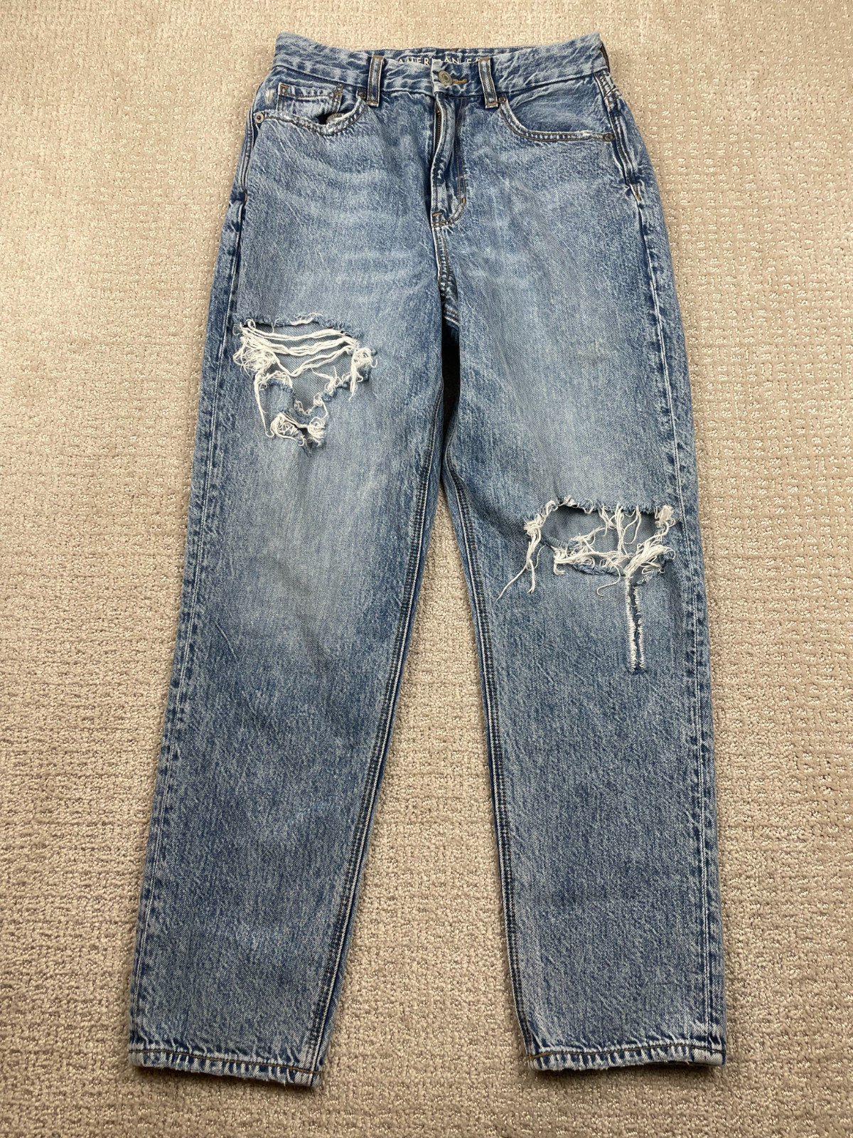 American Eagle Jeans Womens 2 Curvy Mom Medium Wash Denim Distressed Stretch