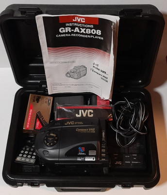 JVC Videomovie Compact VHSC GR-AX808-Black With Case Remote Charger Battery