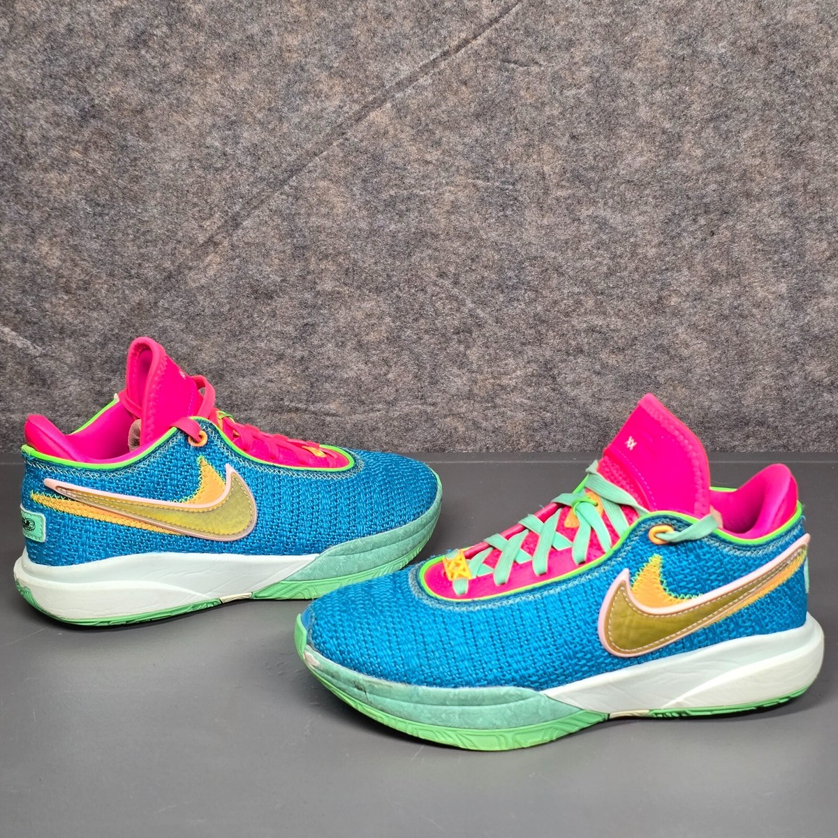 Size 3.5 (GS) - Nike LeBron 20 Mid Laser Blue for sale