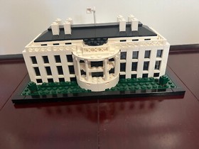 LEGO ARCHITECTURE: The White House (21006) 100% Complete